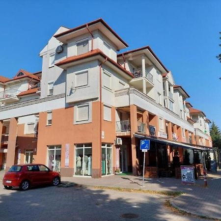 Boroka 3 Apartman Hajdúszoboszló Eksteriør bilde